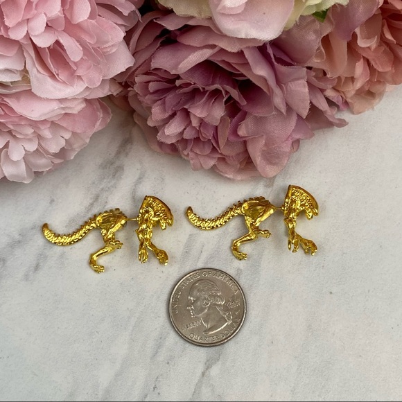 Punk Goth Alien Xenomorph Double Stud Earrings - Picture 15 of 16